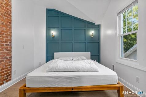 38 Beecher Place New Haven CT 06512
