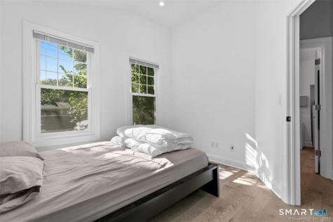 38 Beecher Place New Haven CT 06512