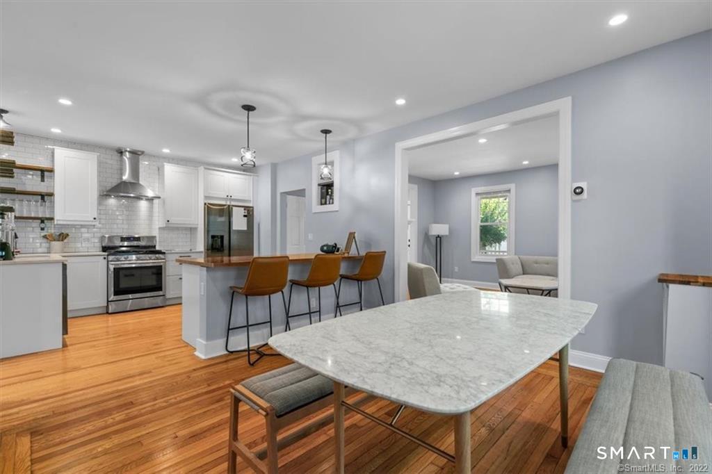 38 Beecher Place New Haven CT 06512