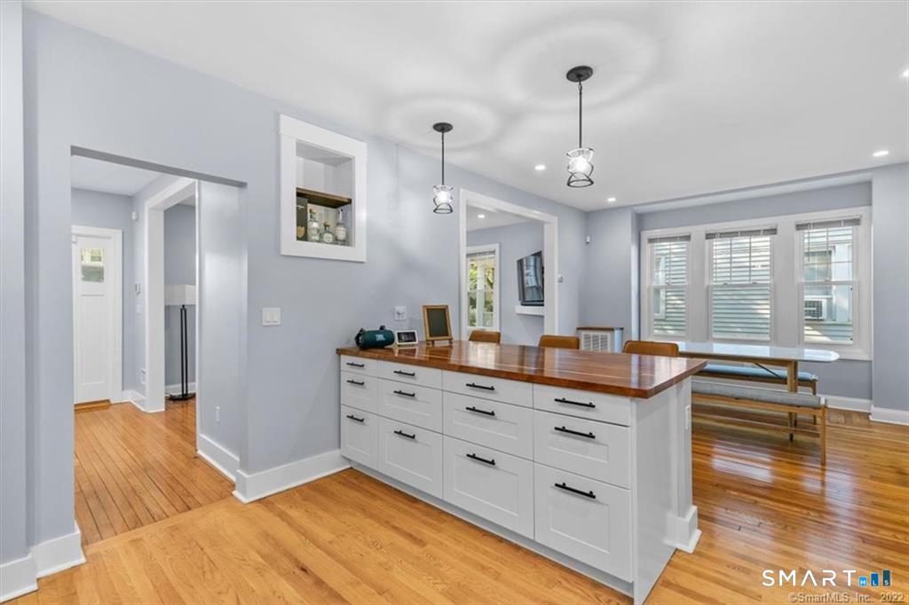 38 Beecher Place New Haven CT 06512