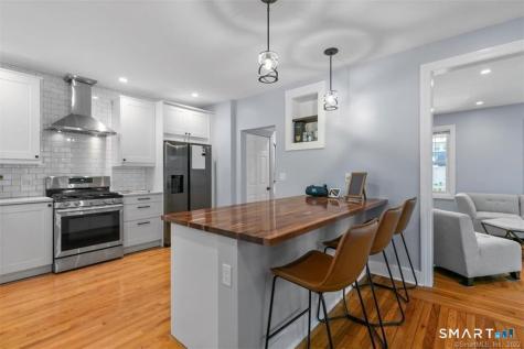 38 Beecher Place New Haven CT 06512