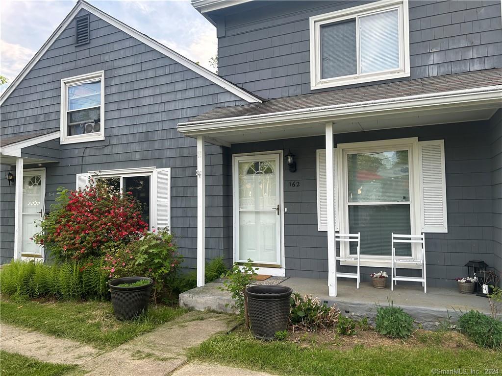 164 Main Street East Hampton CT 06424