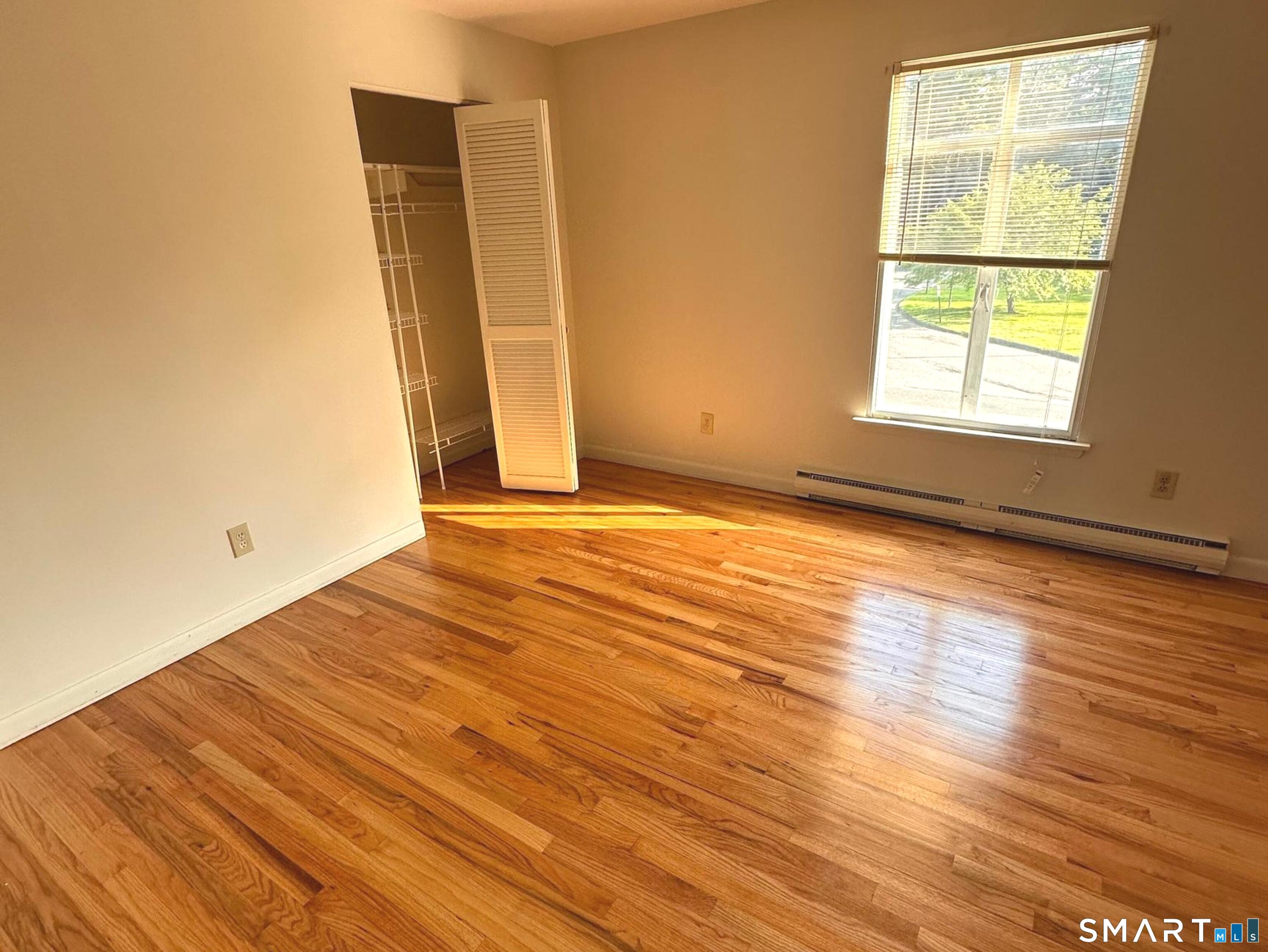 1634 Farmington Avenue Farmington CT 06085