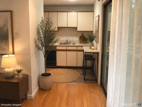 1634 Farmington Avenue Farmington CT 06085