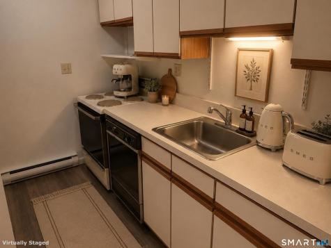 1634 Farmington Avenue Farmington CT 06085