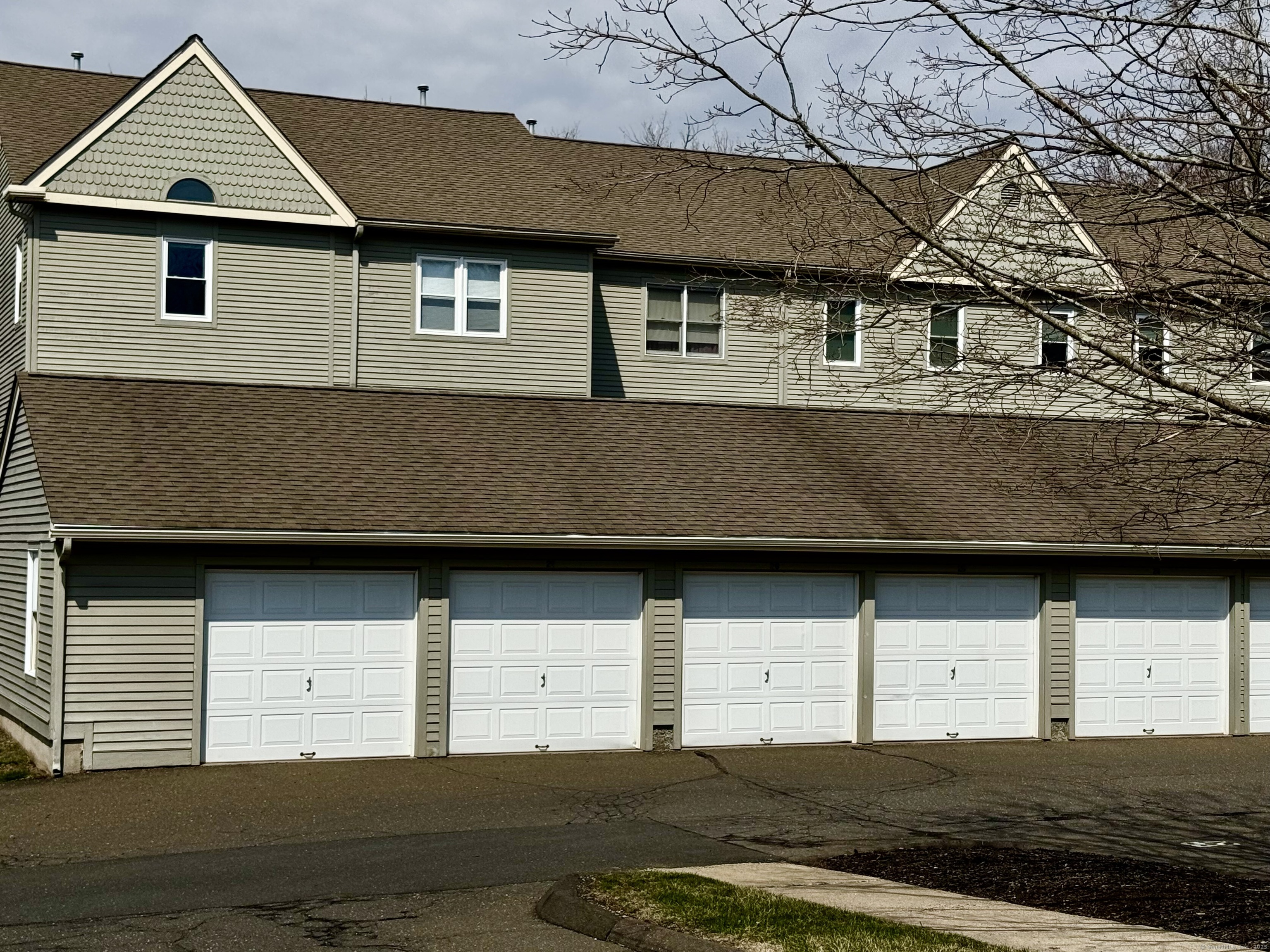 40 Cornerstone Court Southington CT 06479