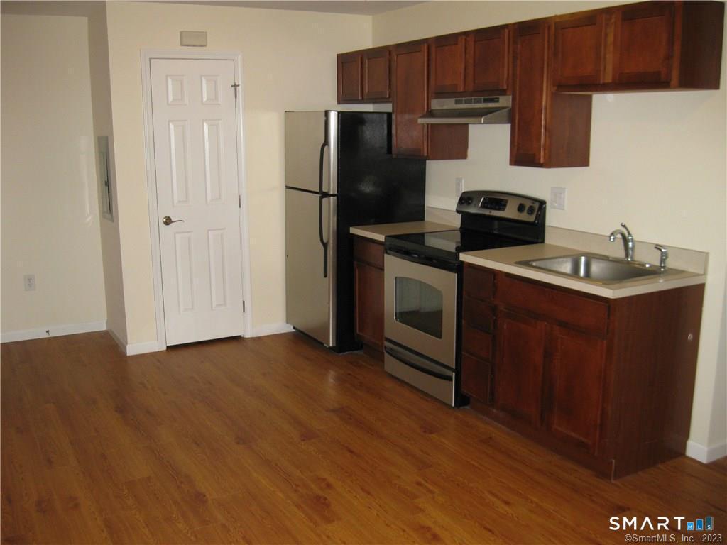 7 New Street Danbury CT 06810