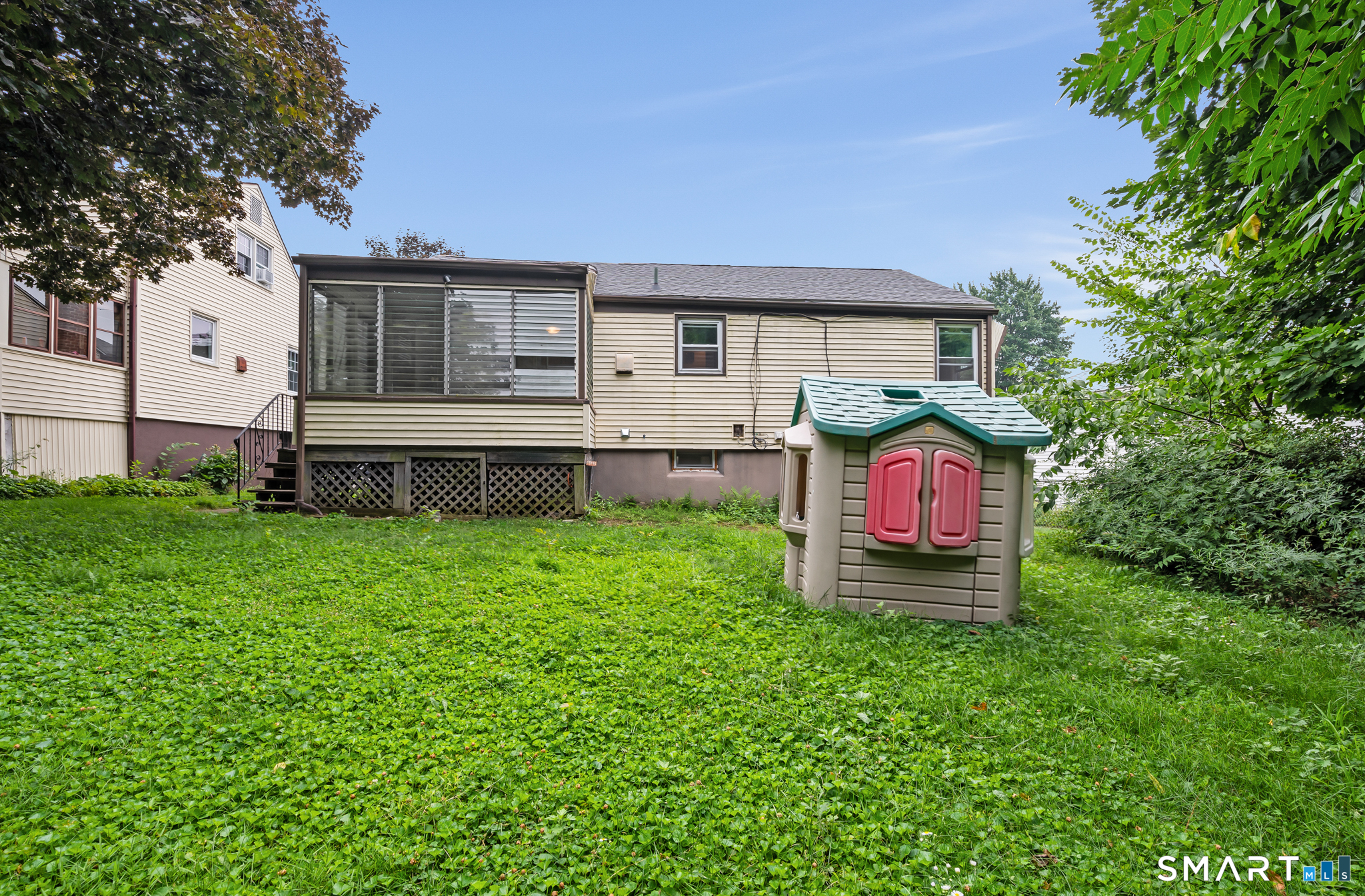 58 Jackson Avenue West Hartford CT 06110