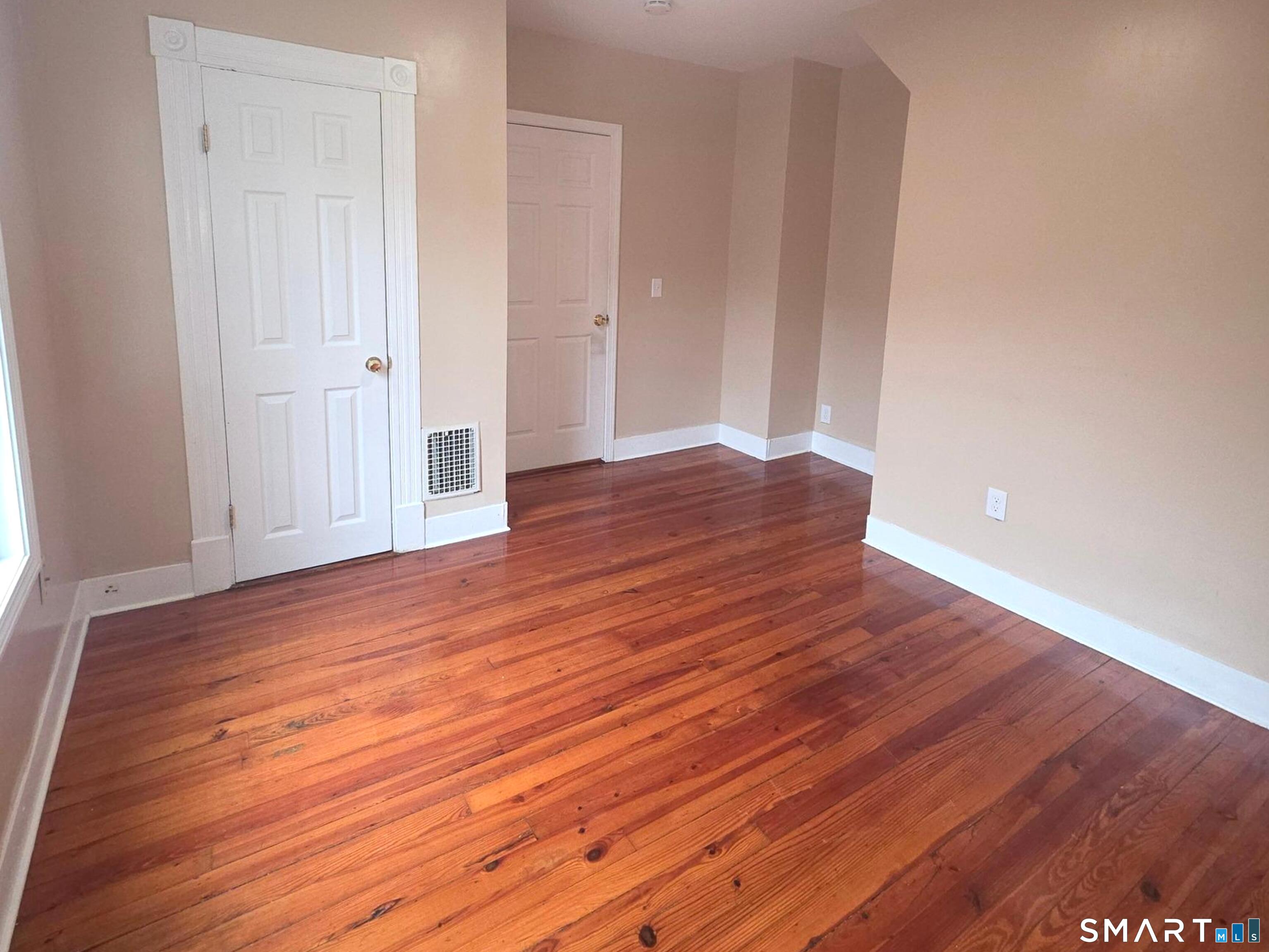 153 Tudor Street Waterbury CT 06704
