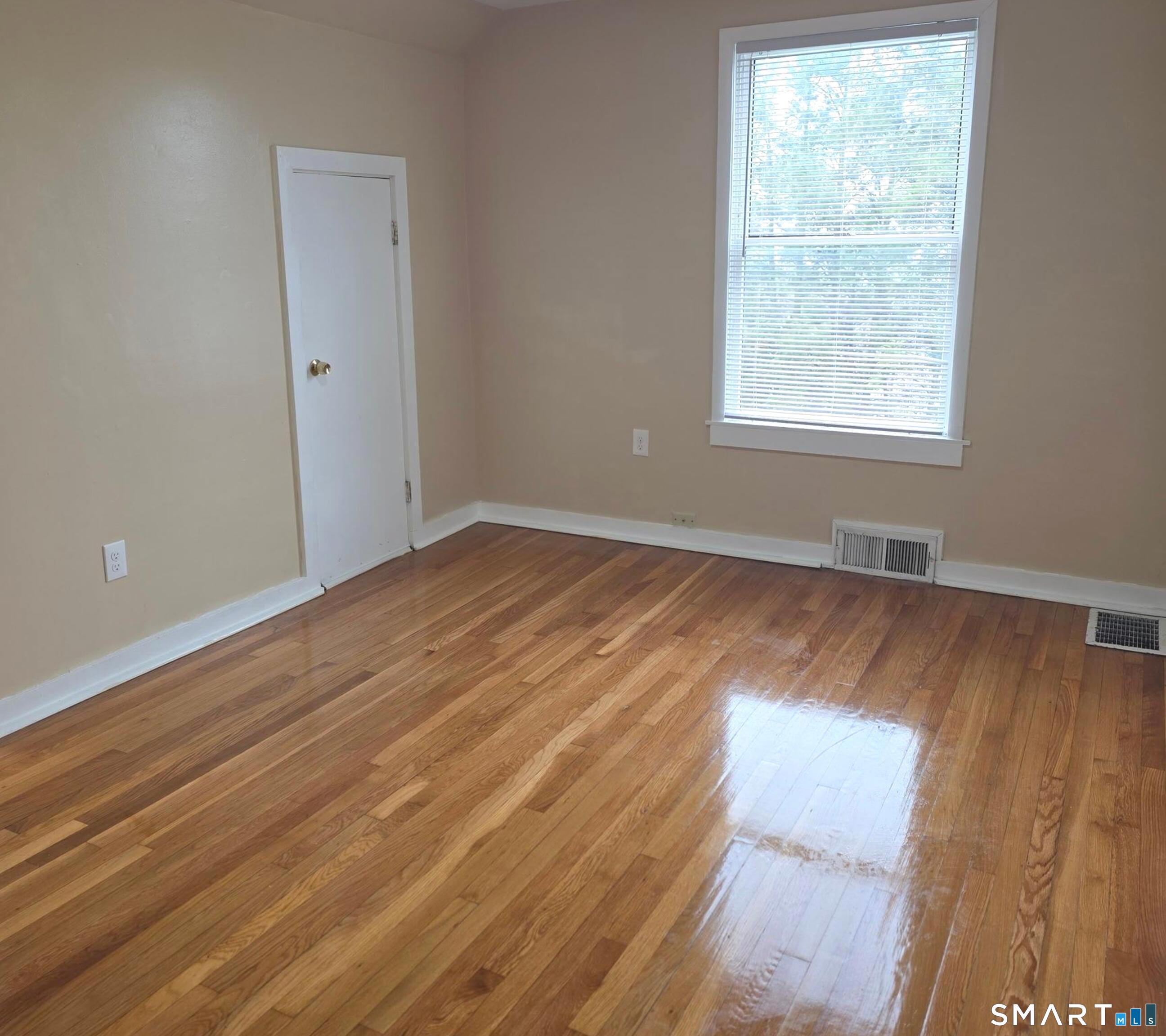 153 Tudor Street Waterbury CT 06704