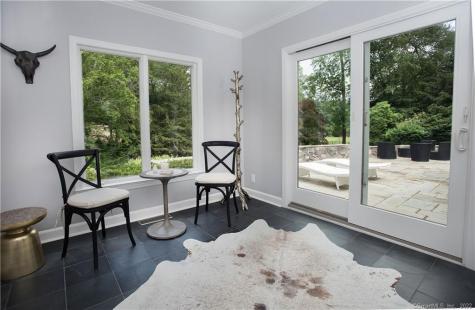 117 Tobys Lane New Canaan CT 06840