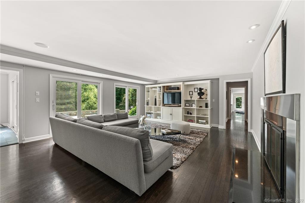 117 Tobys Lane New Canaan CT 06840