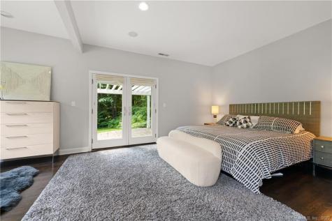 117 Tobys Lane New Canaan CT 06840
