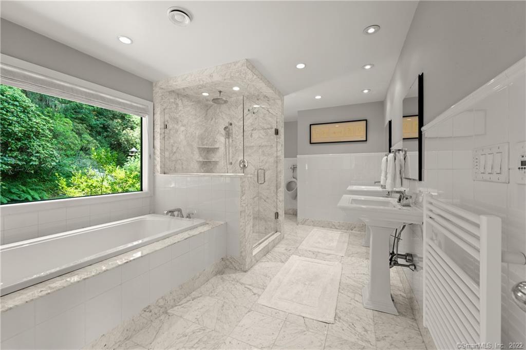 117 Tobys Lane New Canaan CT 06840
