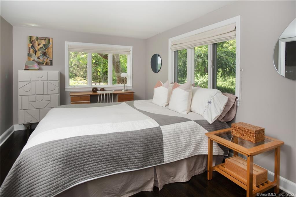 117 Tobys Lane New Canaan CT 06840