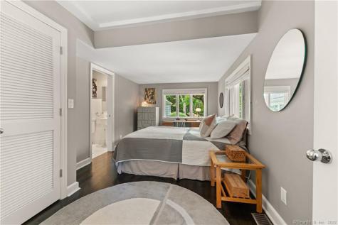 117 Tobys Lane New Canaan CT 06840