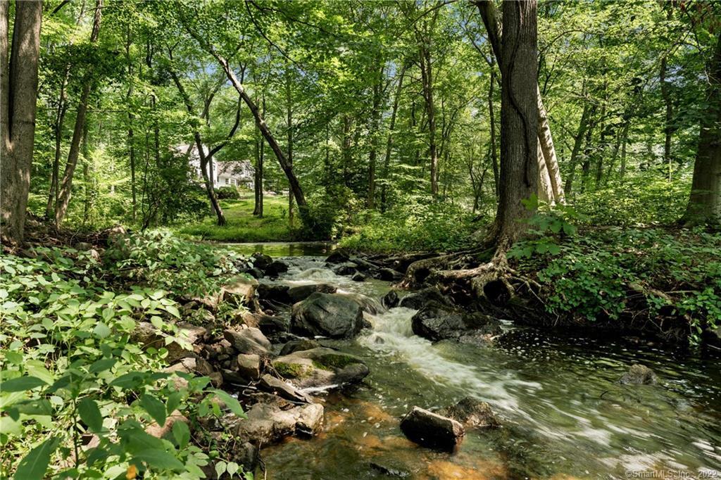 117 Tobys Lane New Canaan CT 06840
