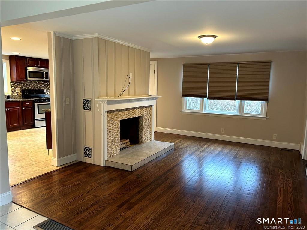 30 Fulton Drive Groton CT 06340