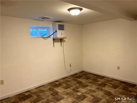 30 Fulton Drive Groton CT 06340