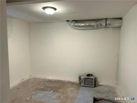30 Fulton Drive Groton CT 06340