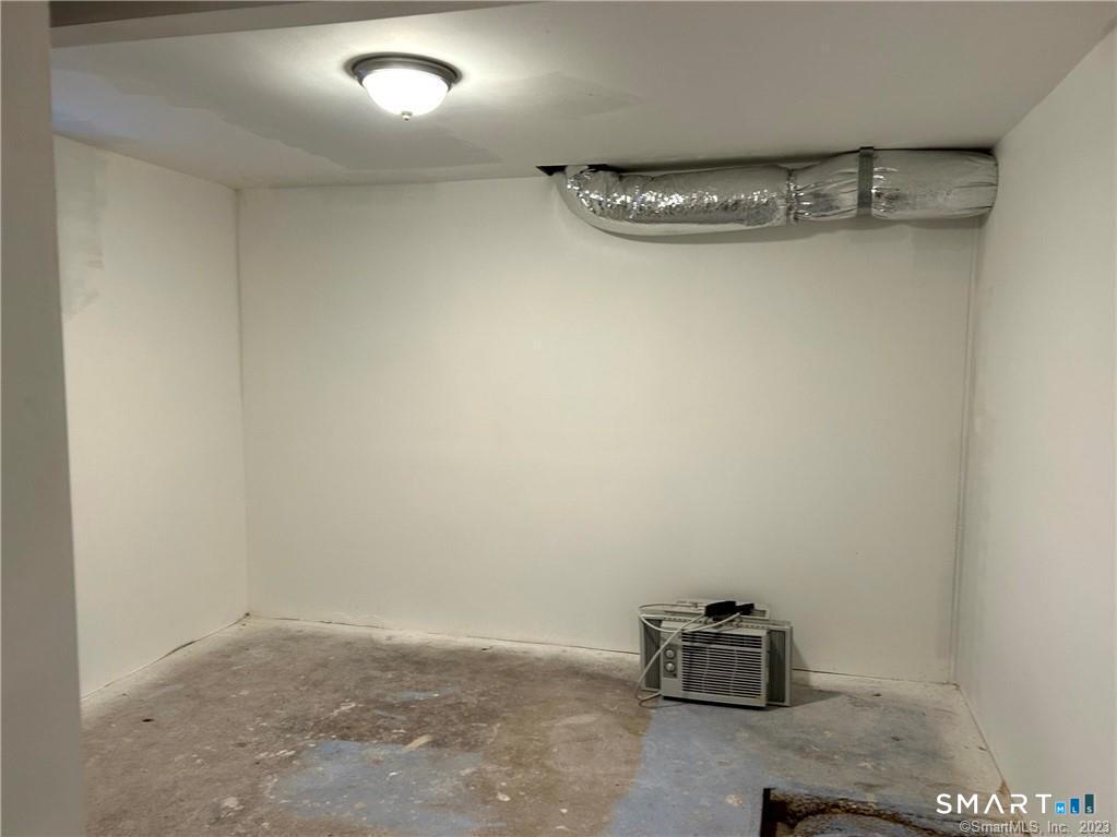 30 Fulton Drive Groton CT 06340