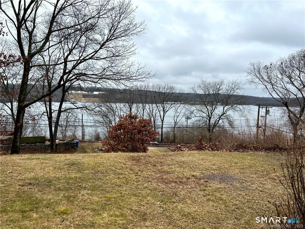 30 Fulton Drive Groton CT 06340
