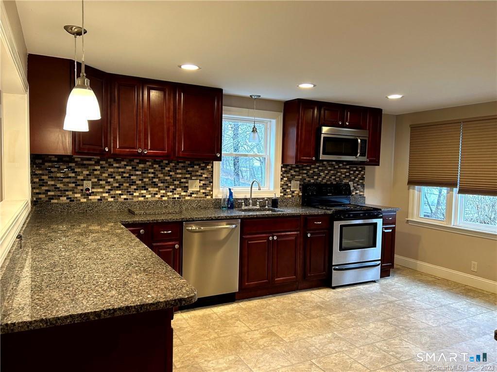 30 Fulton Drive Groton CT 06340
