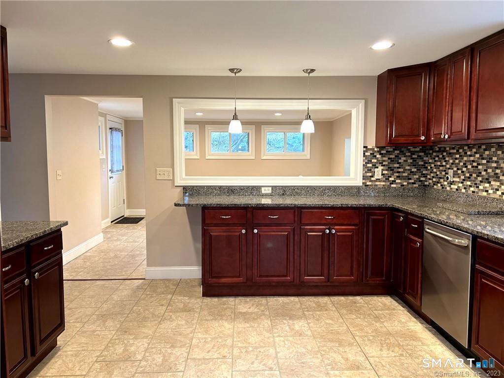 30 Fulton Drive Groton CT 06340