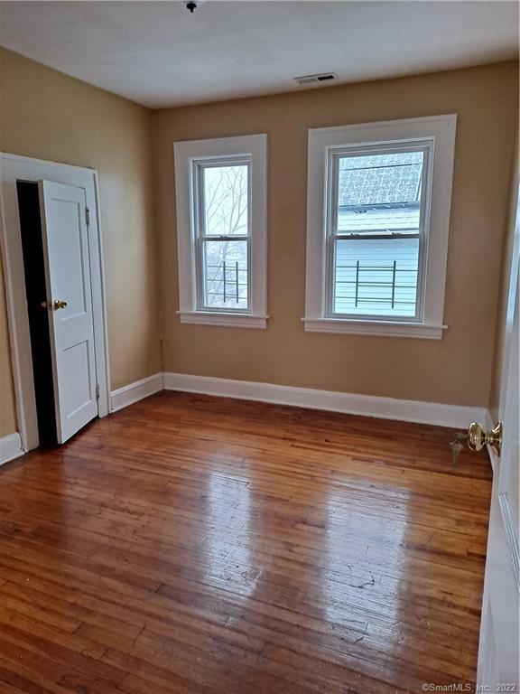 170 Beechwood Avenue Bridgeport CT 06604