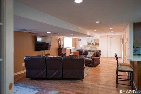 893 Farmington Avenue West Hartford CT 06119
