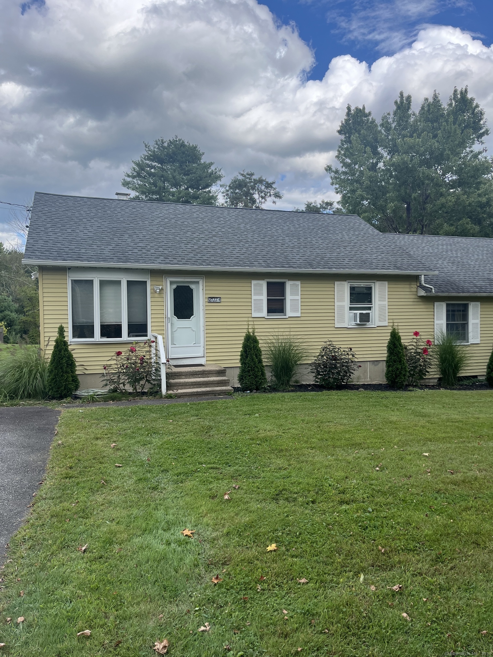 207 South Lake Street Litchfield CT 06759