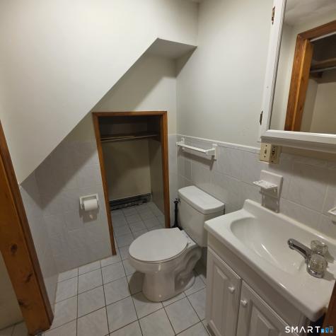 664 West Main Street New Britain CT 06053