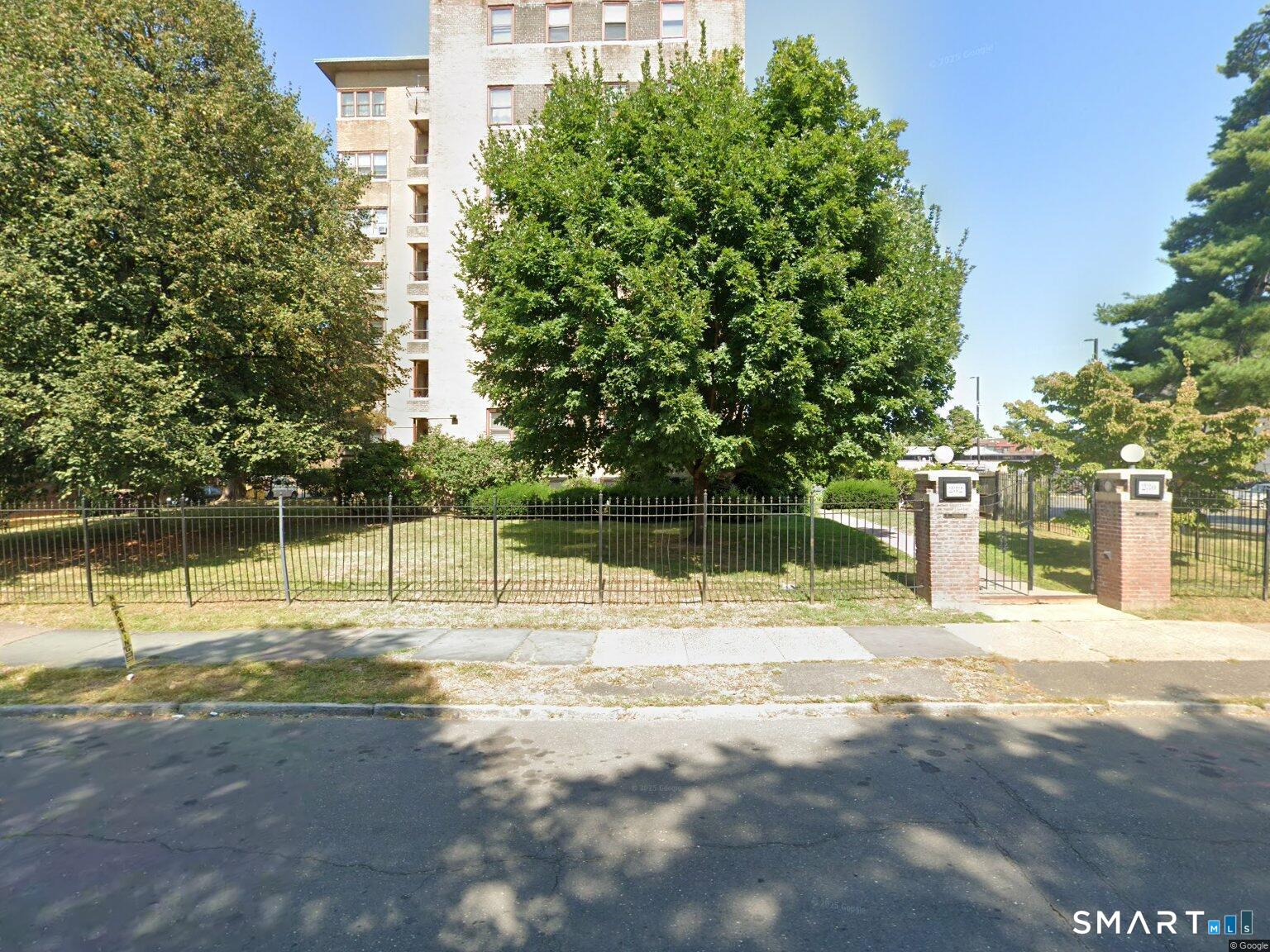 230 Farmington Avenue Hartford CT 06105