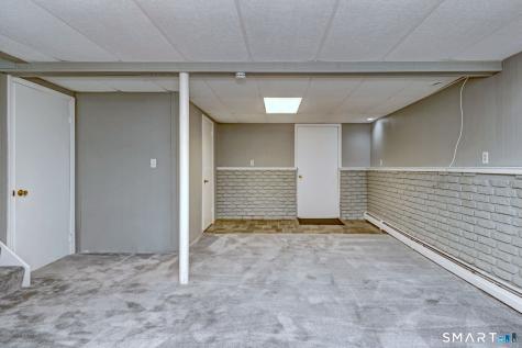 68 Pond Hill Road Wallingford CT 06492