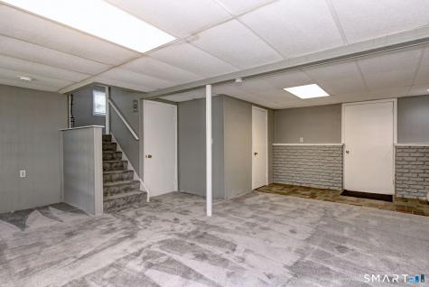 68 Pond Hill Road Wallingford CT 06492