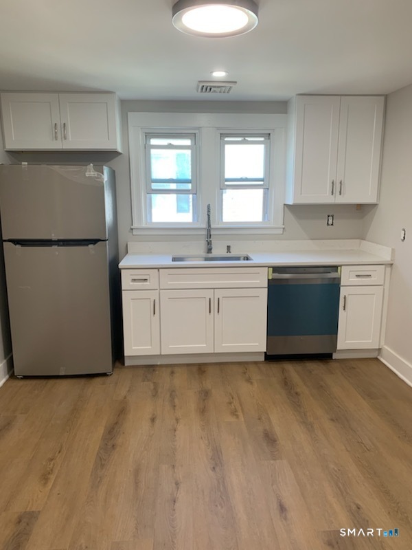 Shelton CT, 219 Division Avenue, Unit 2nd floor