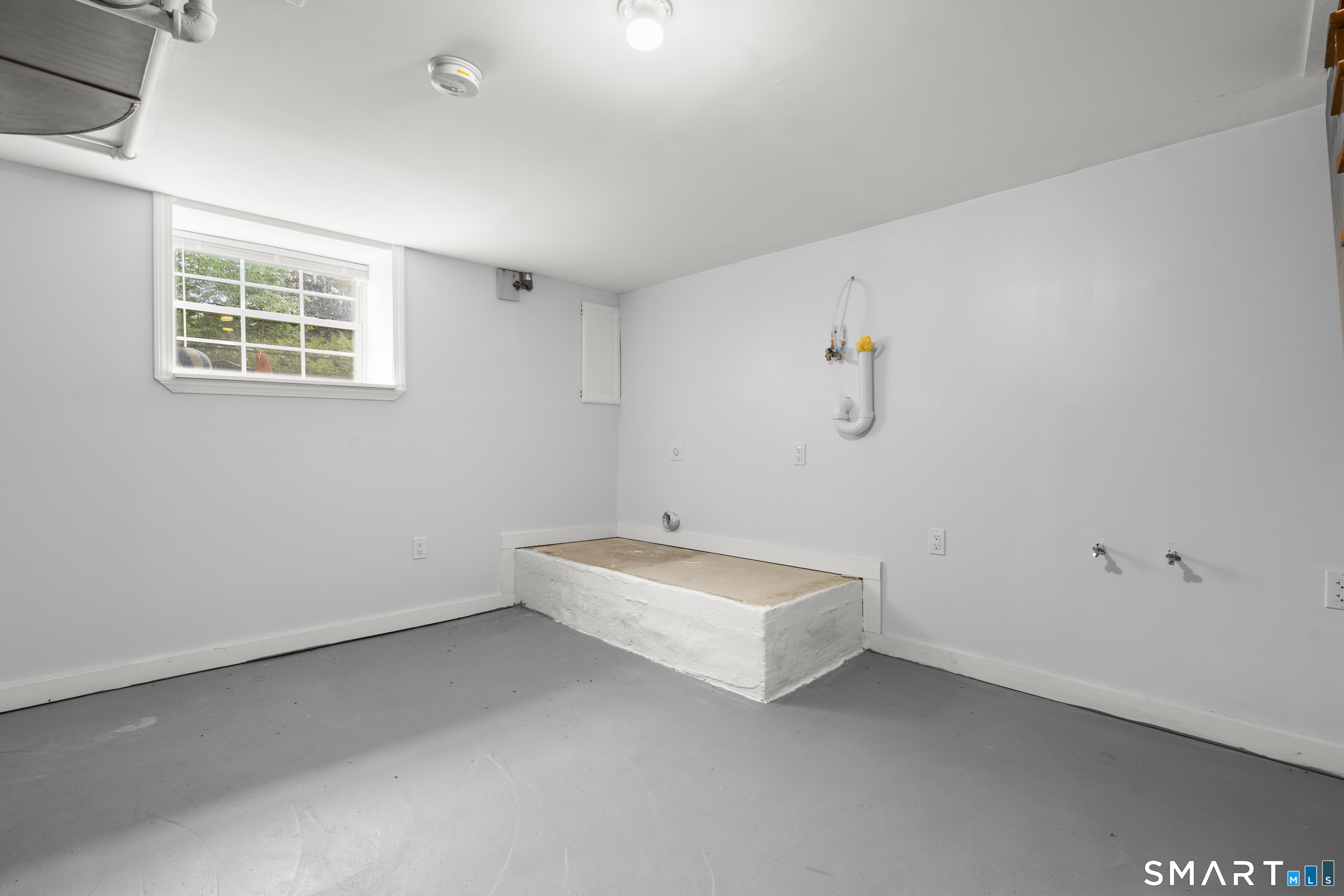 399 Hawthorne Avenue Derby CT 06418