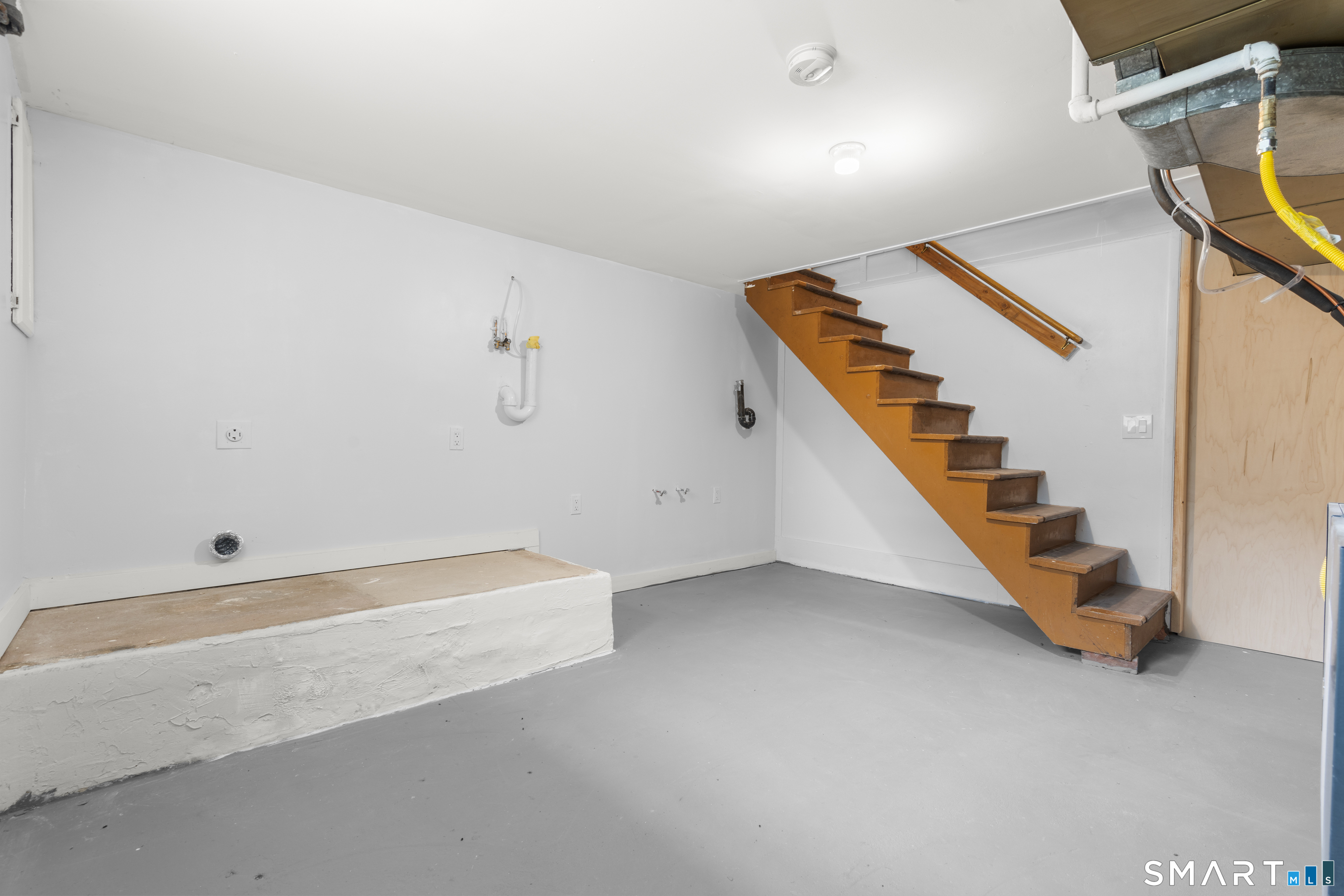 399 Hawthorne Avenue Derby CT 06418