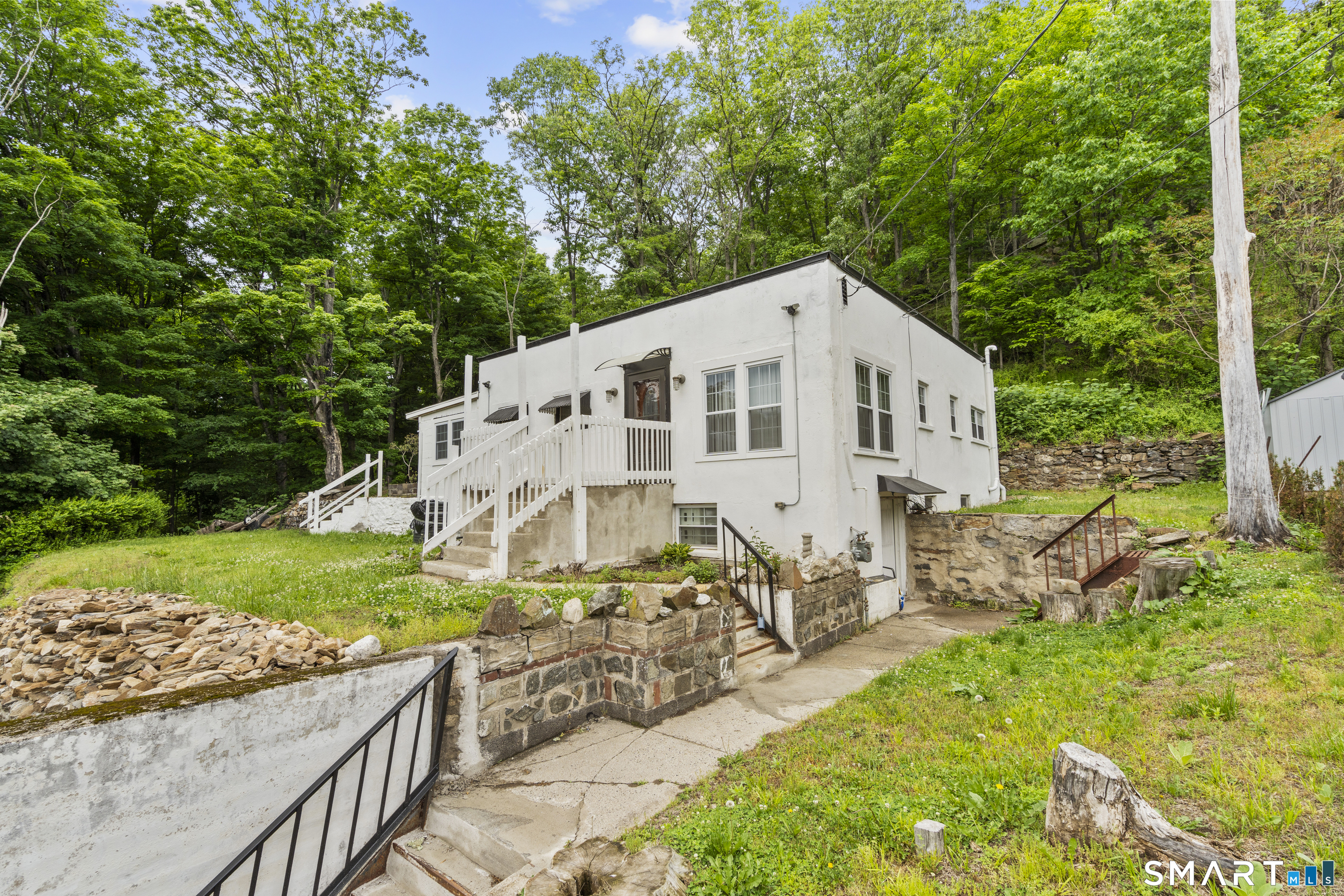 399 Hawthorne Avenue Derby CT 06418