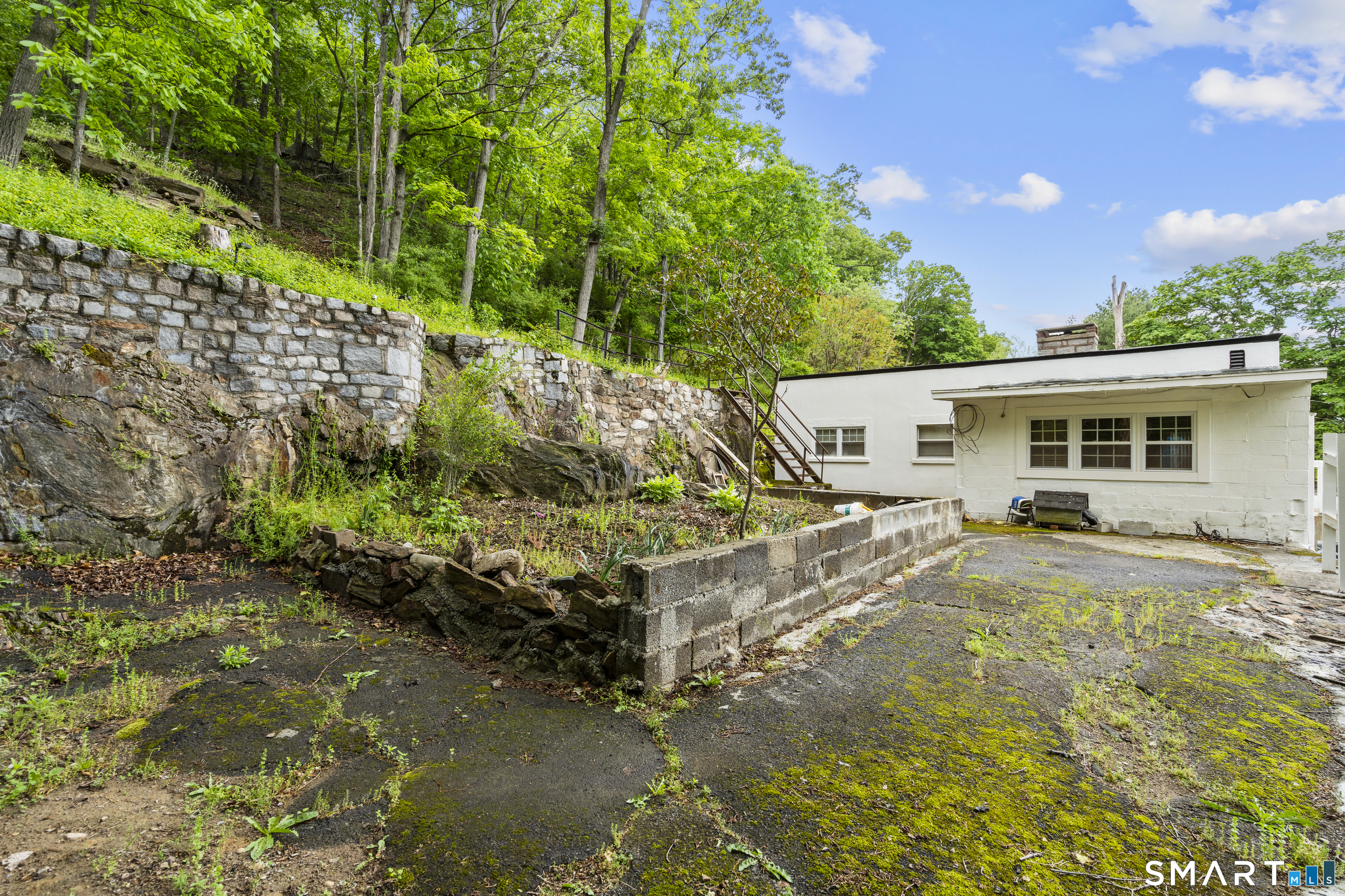 399 Hawthorne Avenue Derby CT 06418