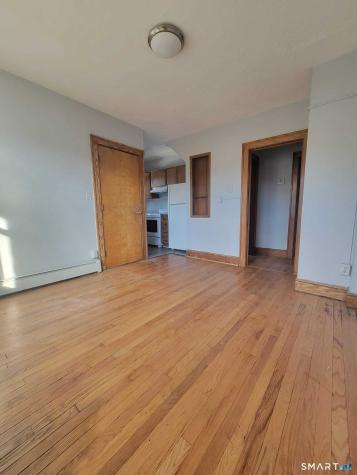 1048 Broad Street Meriden CT 06450