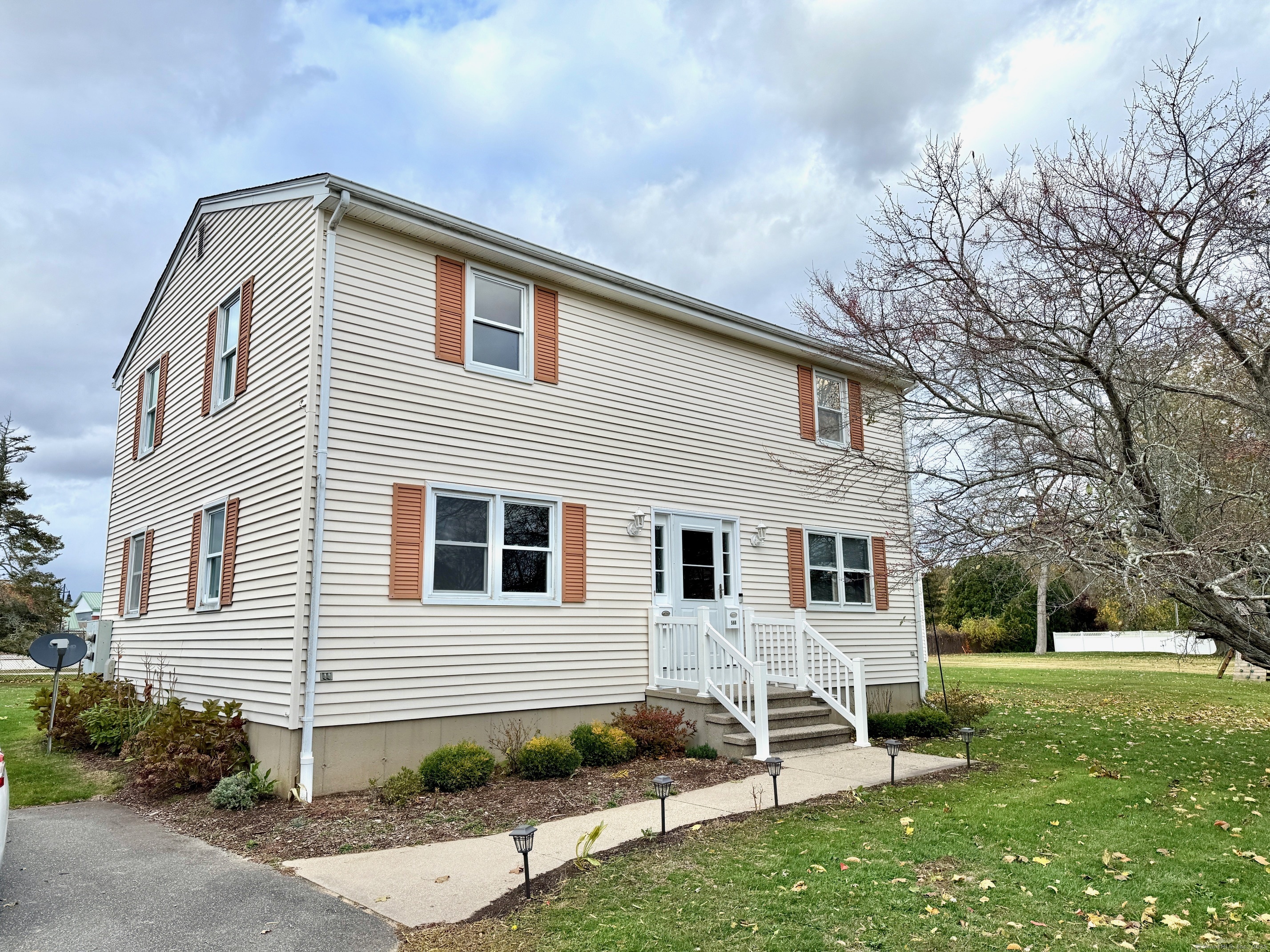 56 Smith Street East Lyme CT 06357