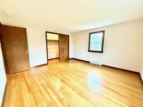 56 Smith Street East Lyme CT 06357