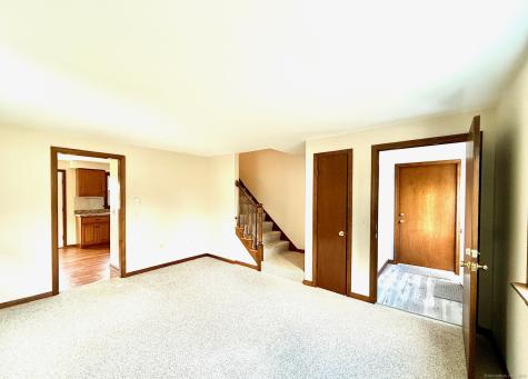 56 Smith Street East Lyme CT 06357