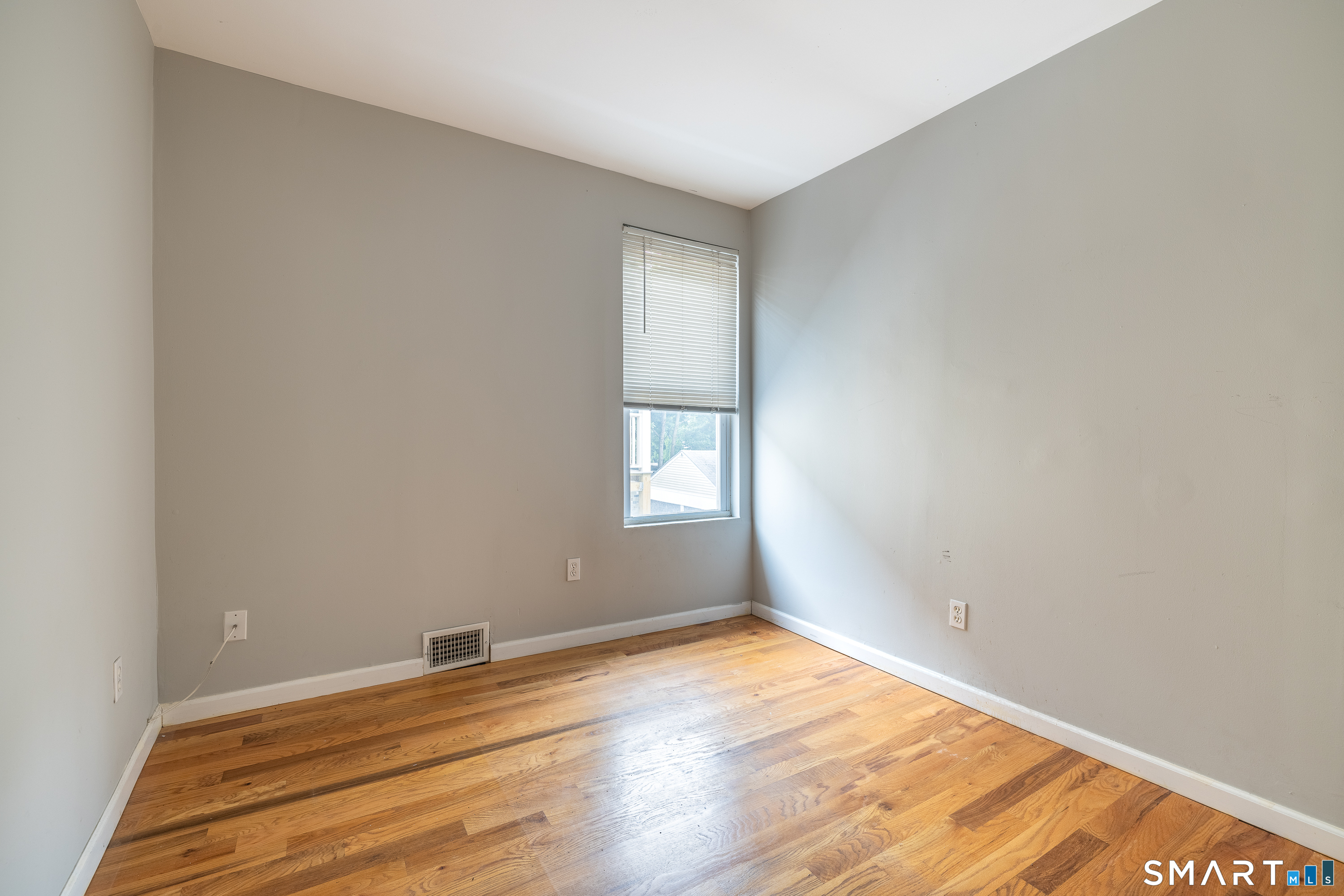 727 Brewster Street Bridgeport CT 06606