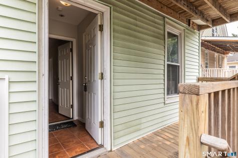 727 Brewster Street Bridgeport CT 06606