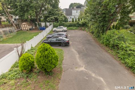 727 Brewster Street Bridgeport CT 06606