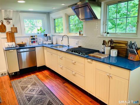 204 Clark Avenue Branford CT 06405