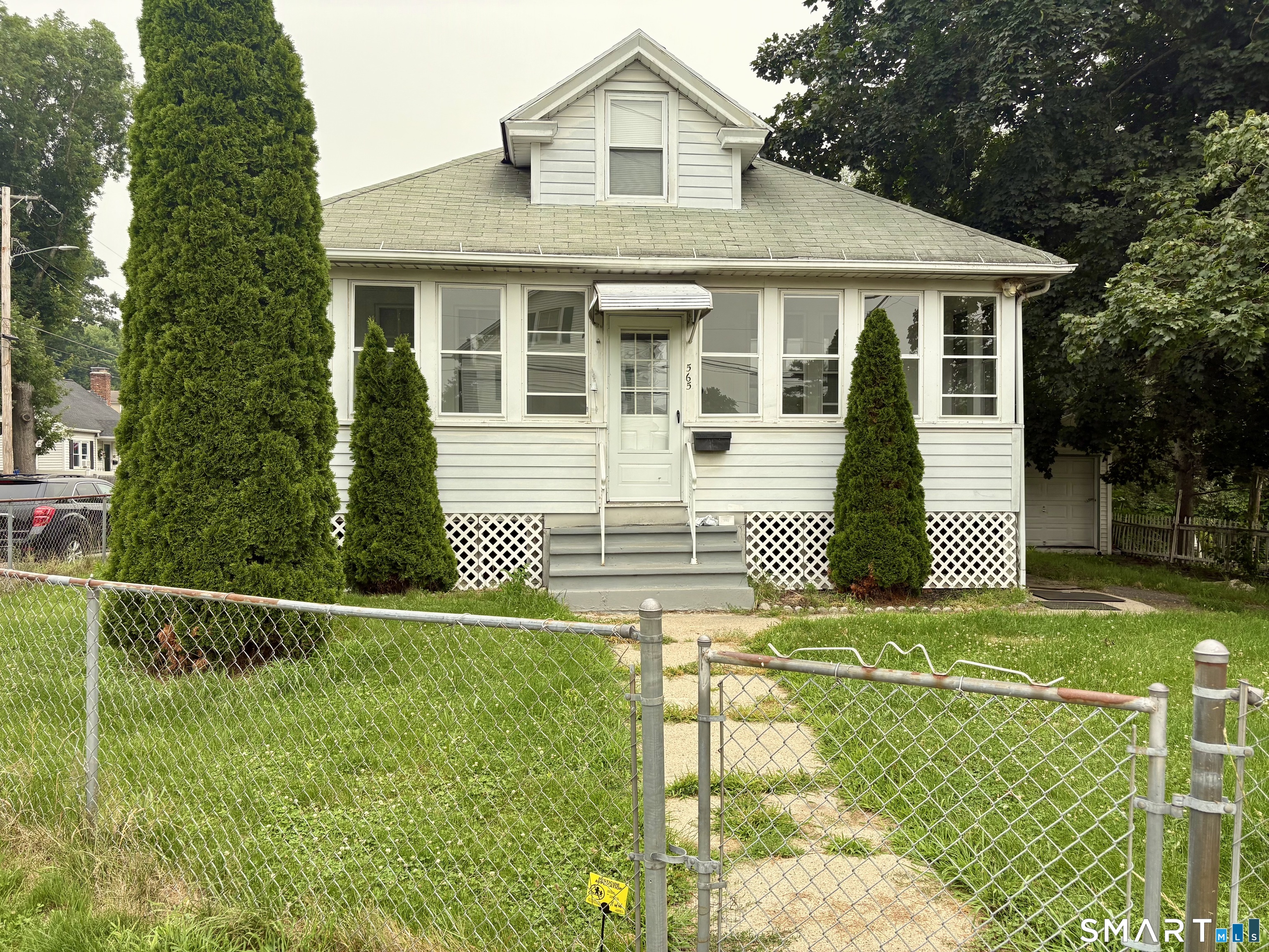 565 Sylvan Avenue Waterbury CT 06706