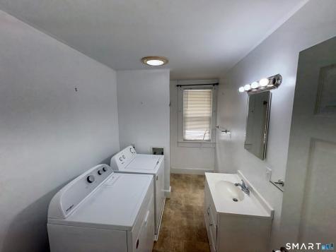565 Sylvan Avenue Waterbury CT 06706